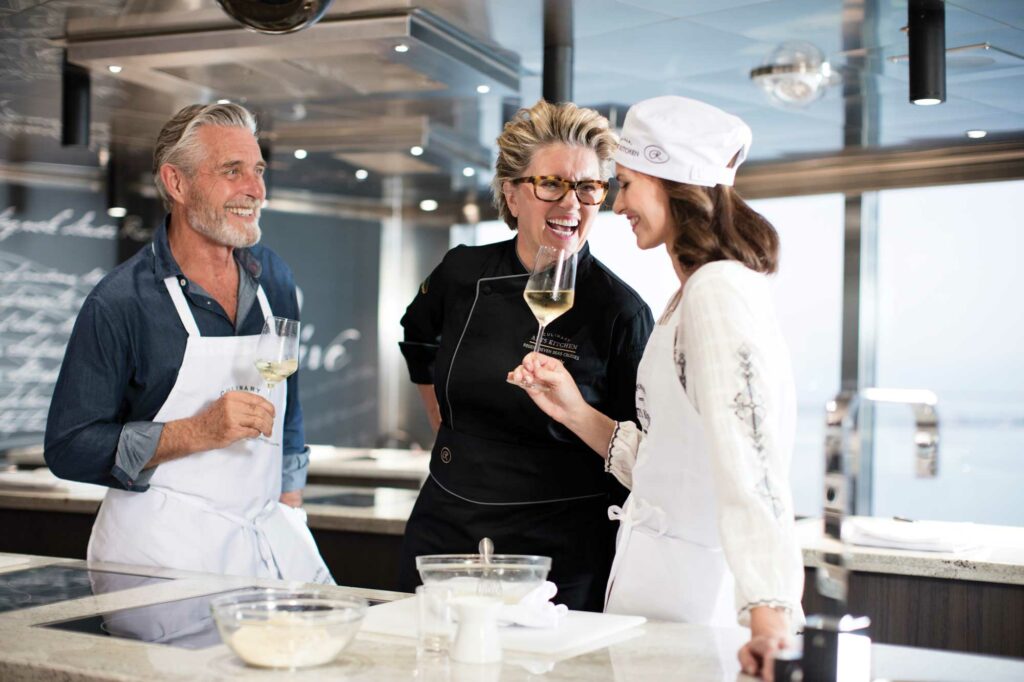 Luxus-Kreuzfahrt-Weltreise-Vista-Travel-02