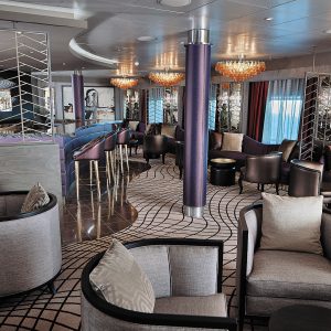 Seven Seas Voyager - Voyager Lounge