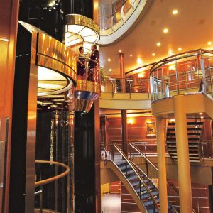 Seven Seas Navigator - Atrium