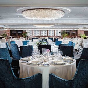 Seven Seas Navigator - Compass Rose Restaurant