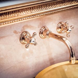 Cabins_Cat.-B_Bathroom_29_sRGB_Pesqueira-min-1680x1120